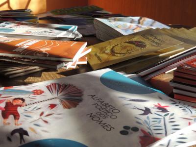 abertura-da-a-feira-do-livro-foi-com-m-sica-e-bate-papo