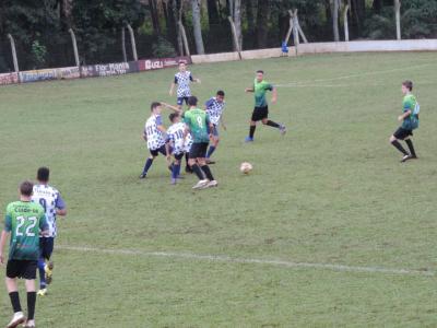 bom-princ-pio-enfrenta-escolinha-do-gr-mio