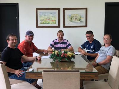 quadra-da-sociedade-bom-progresso-ser-reformada