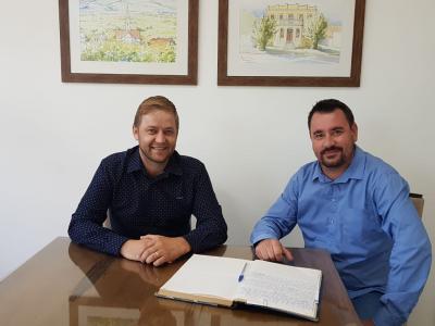 reges-junges-assume-o-executivo