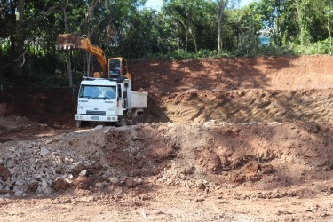 iniciam-obras-na-praca-do-jardim-do-vale