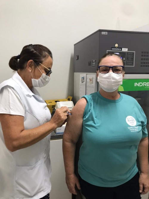 bom-principio-vacina-hoje-idosos-de-83-anos-ou-mais-contra-a-covid