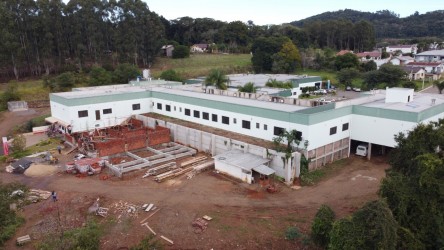 hospital-de-bom-principio-esta-em-obras-de-ampliacao