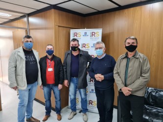 joaozinho-busca-por-recursos-para-pavimentacao-junto-ao-estado