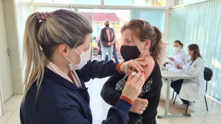 ja-tem-vacina-para-pessoas-de-31-anos