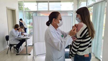 semana-vai-comecar-com-vacinacao-de-26-e-25-anos