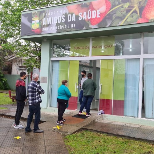 galera-de-16-anos-vamos-vacinar