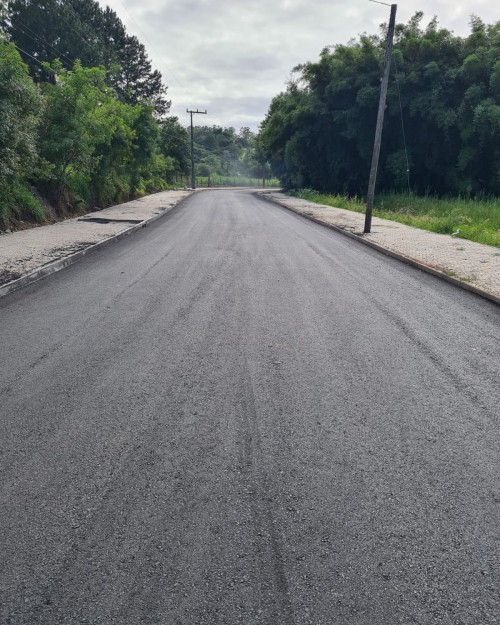com-recursos-da-prefeitura-e-do-estado-bom-fim-baixo-tera-mais-asfalto