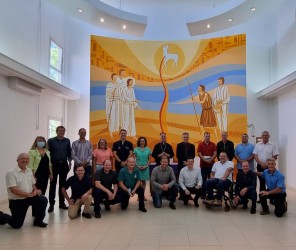 dom-carlos-recebe-prefeitos-do-vale-do-cai