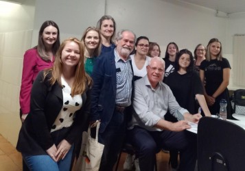 oficina-apresenta-professores-a-arte-de-alcy-cheuiche