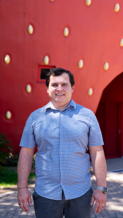 gerhard-ledur-e-o-presidente-da-21-festa-nacional-do-moranguinho