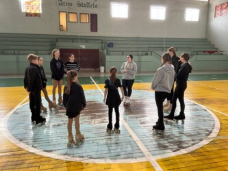 alunas-bom-principienses-vivenciam-experiencia-enriquecedora-em-curso-de-patinacao-artistica