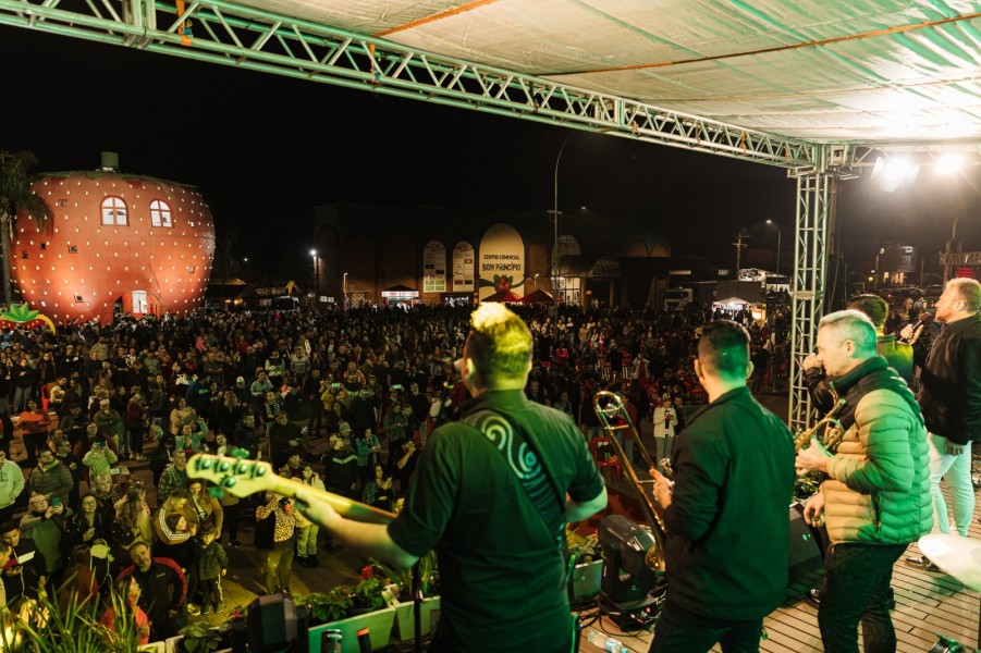 WhatsApp Image 2025-07-15 at 14.56.44 (16).jpeg