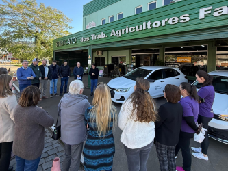 prefeitura-de-bom-principio-cede-veiculos-ao-sindicato-dos-agricultores-familiares
