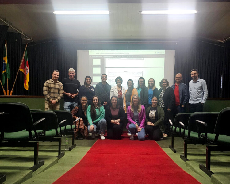 novo-plano-municipal-de-educacao-comeca-a-ser-construido