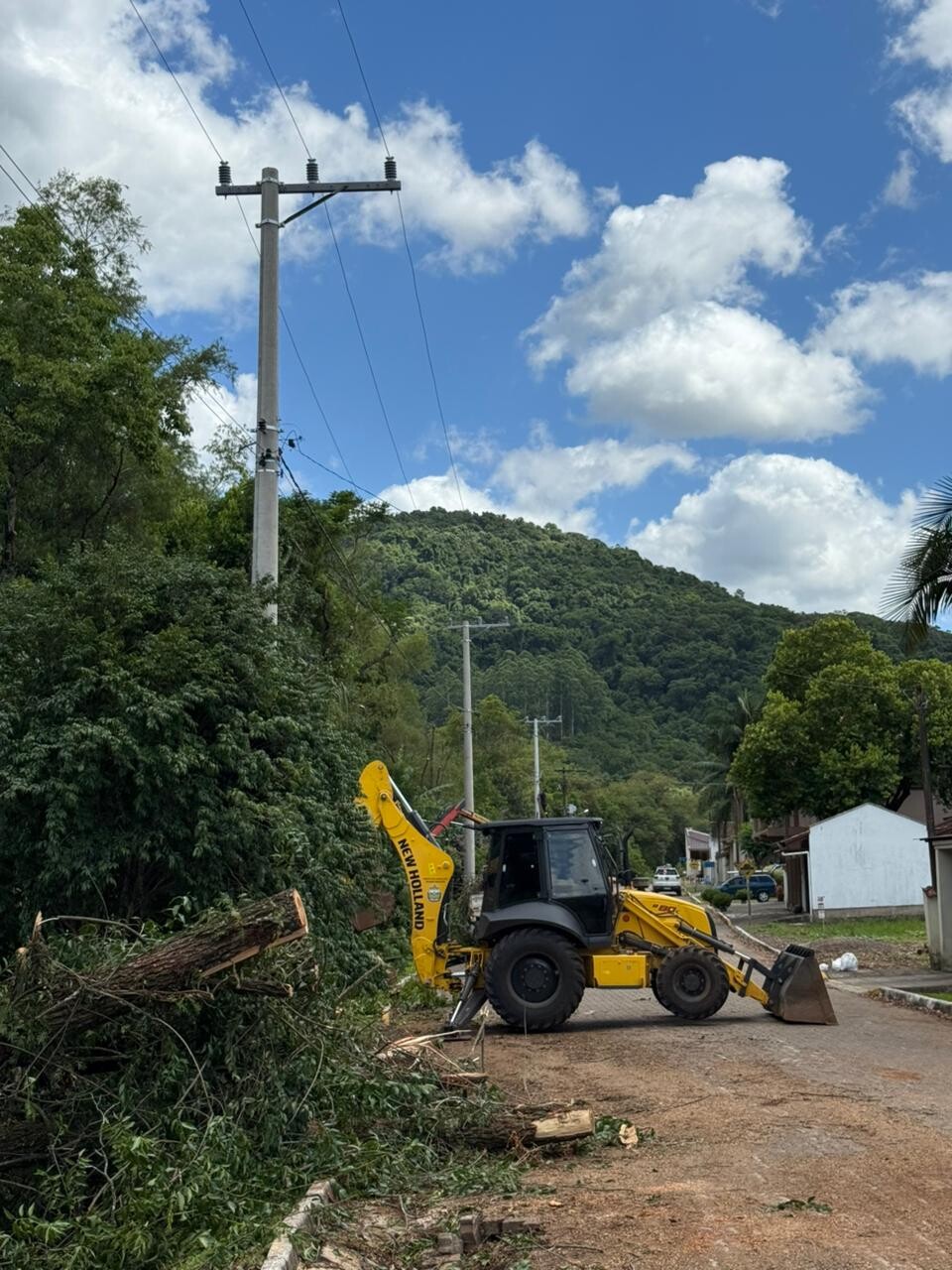 WhatsApp Image 2025-12-17 at 15.32.27 (2).jpeg