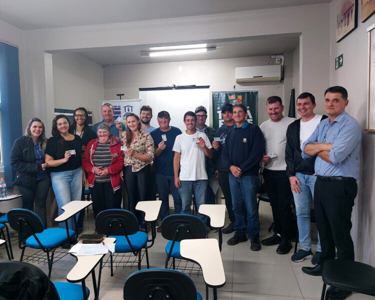 produtores-rurais-recebem-incentivo-para-fortalecer-suas-propriedades