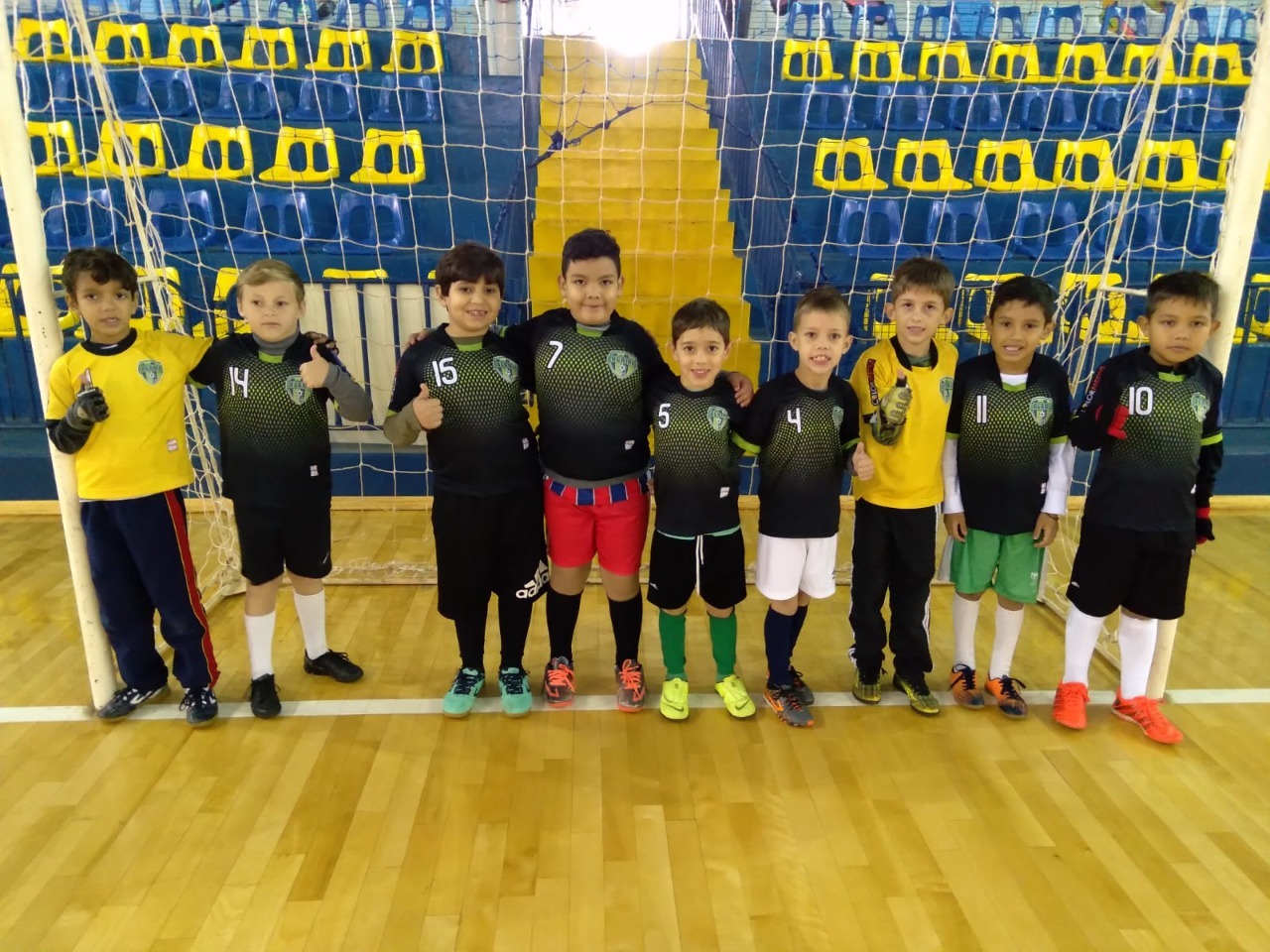 ESPORTE Escolinha de Futsal palotinense  realiza amistosos em Maripá
