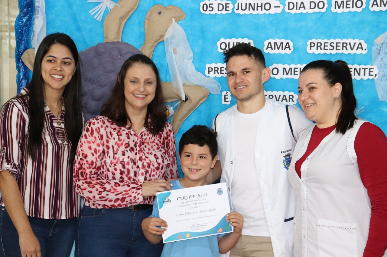 PALOTINA Alunos recebem premiação do projeto 'Um Rio Passa Aqui'