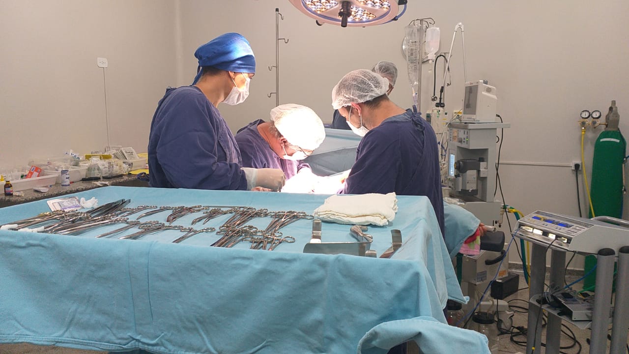 CIRURGIAS ELETIVAS Hospital Municipal de Palotina realiza primeira cirurgia  de credenciamento ao Programa Opera Paraná