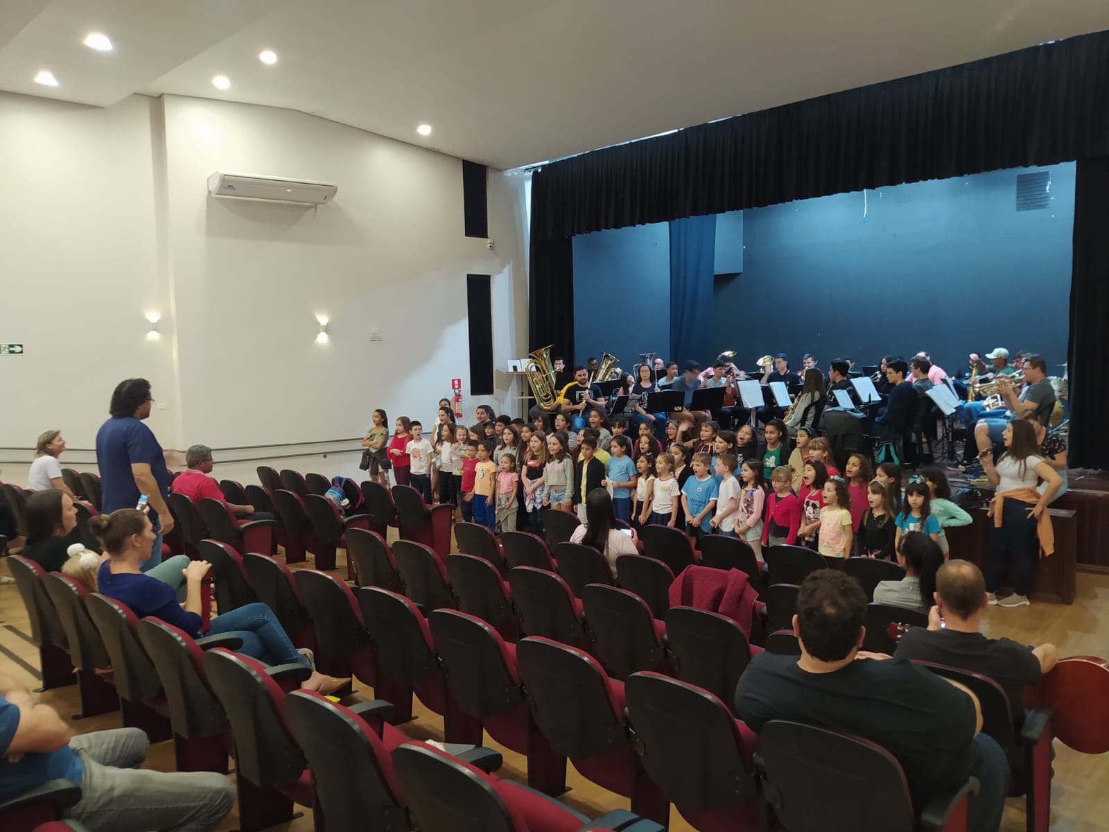 Sinfônica e coral de 63 alunos vão se apresentar no aniversário de Palotina