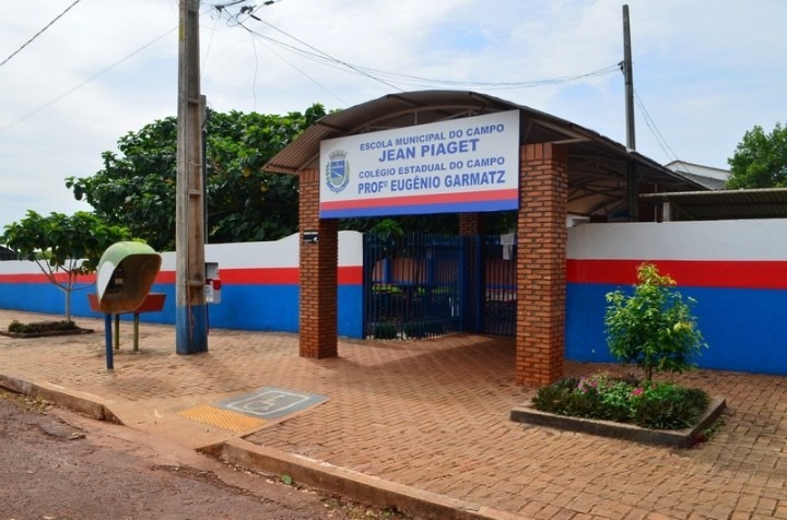 Grupo de alunos da escola Jean Piaget visita o Paço Municipal