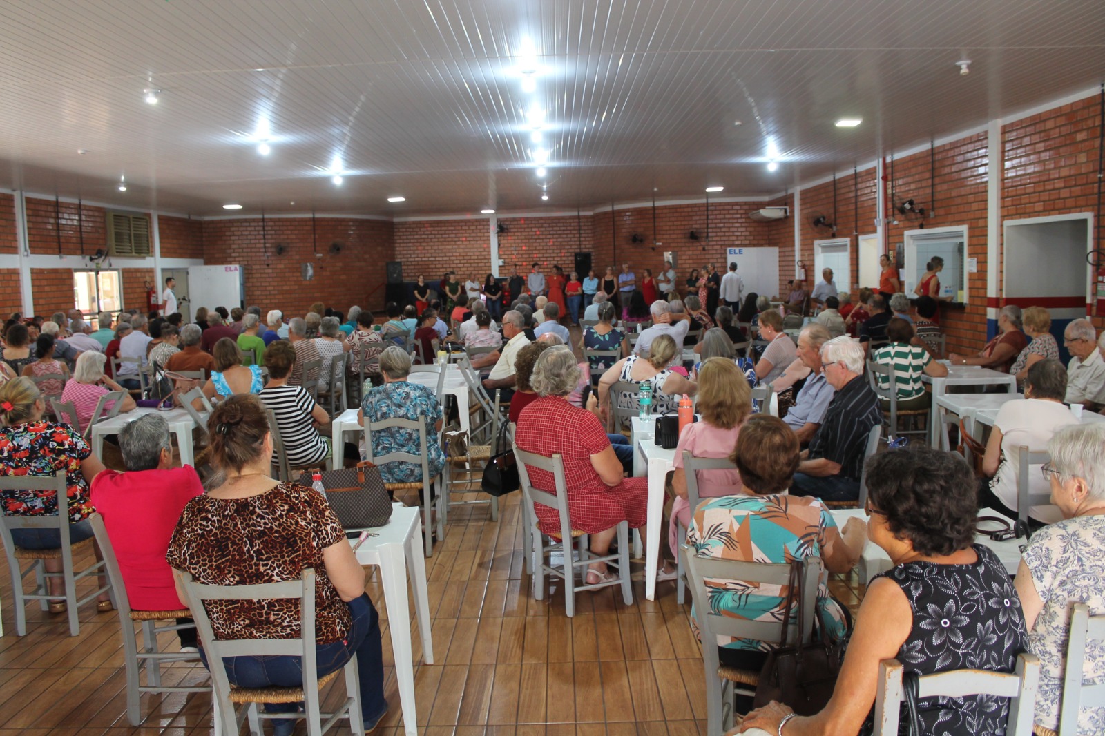 Clube da Terceira Idade João XIII realiza primeiro encontro do ano com muita animação