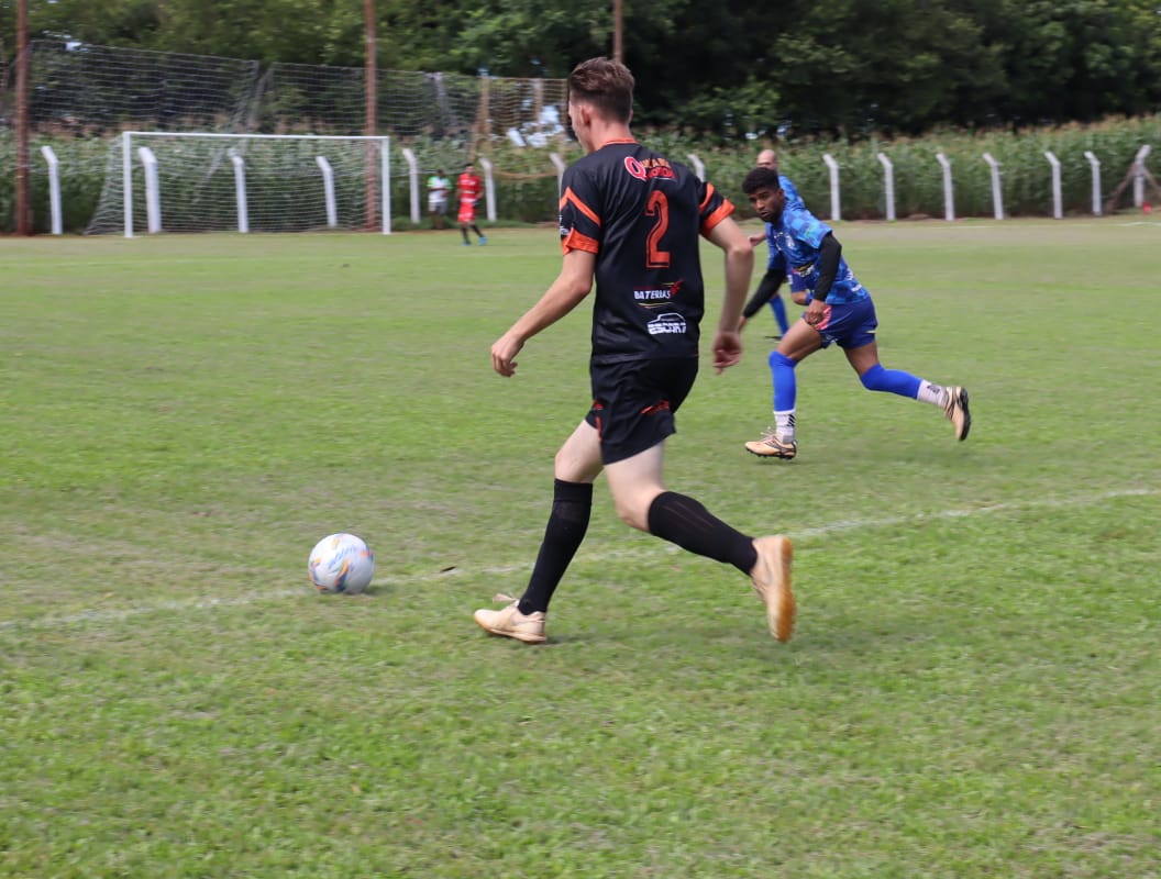 Iniciada em Palotina a 3ª Taça Nelvo Holz de Futebol de Campo