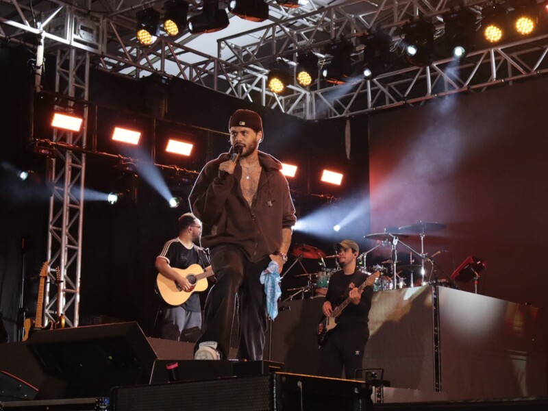 ze-felipe-anima-terceira-noite-da-expo-palotina