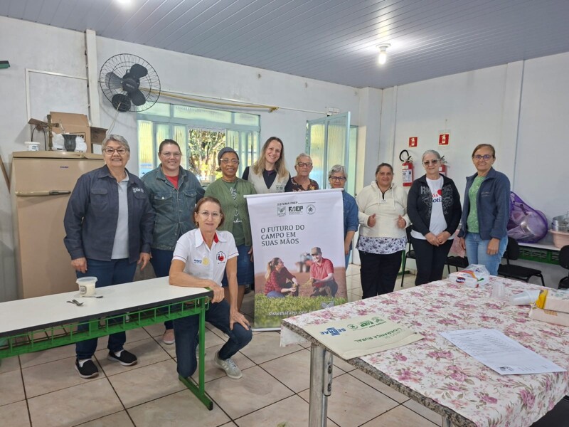 capacitacao-ensina-receitas-a-base-de-milho-para-mulheres-do-distrito-de-sao-camilo