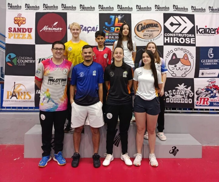 equipe-palotina-badminton-conquista-quatro-medalhas-em-etapa-do-circuito-paranaense
