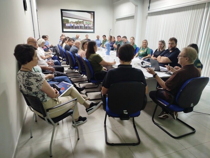 agep-alinha-preparativos-para-a-expo-palotina-2026-em-reuniao-com-entidades-e-secretarias